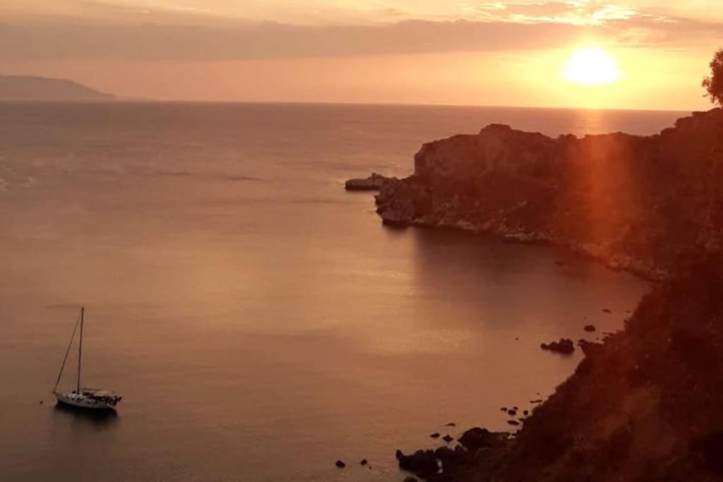 Casa Vacanze Il Nido - 4 Stelle Milazzo Buitenkant foto